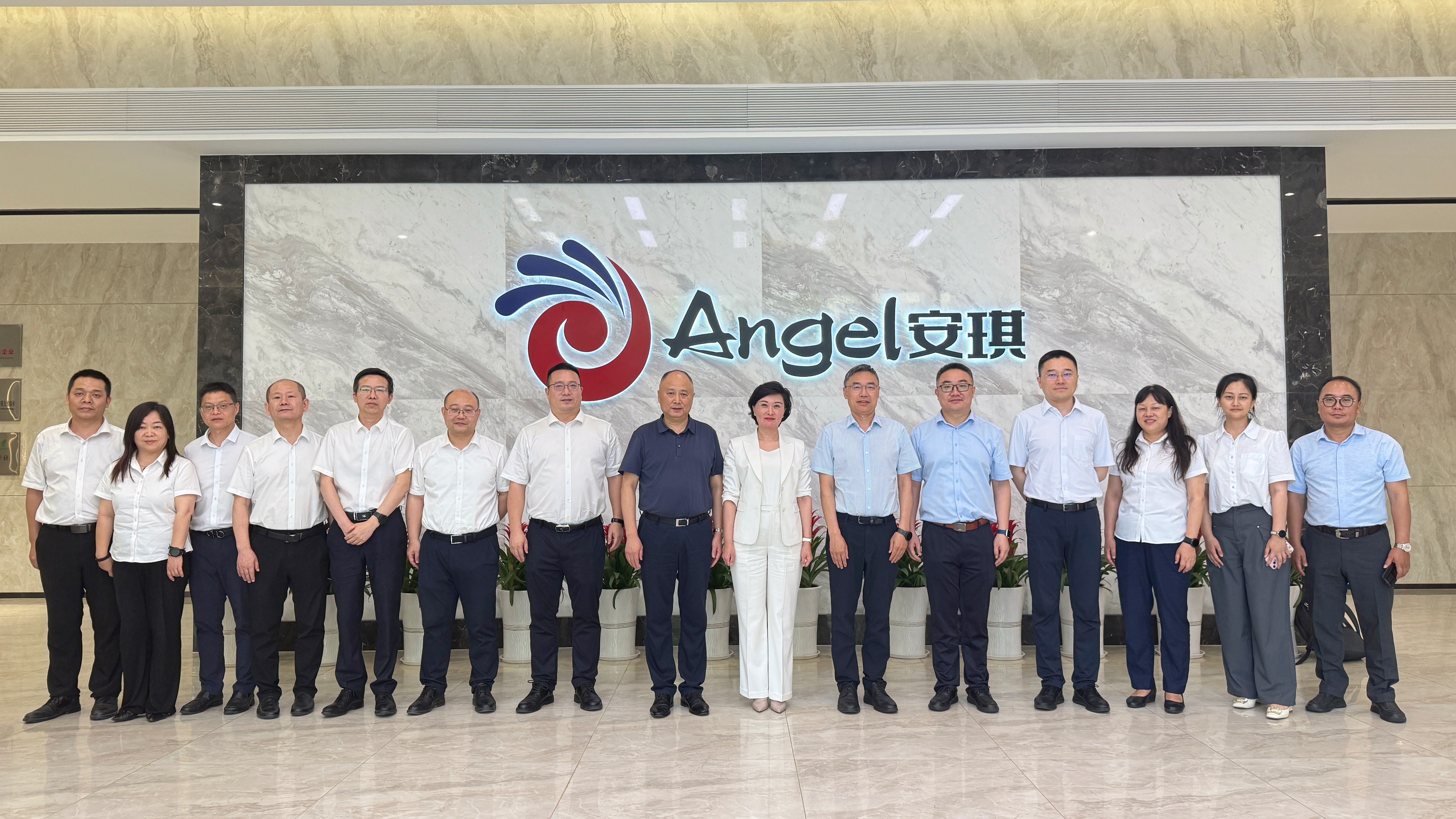 向新赴美好 | 中國海誠與安琪集團(tuán)開展業(yè)務(wù)交流